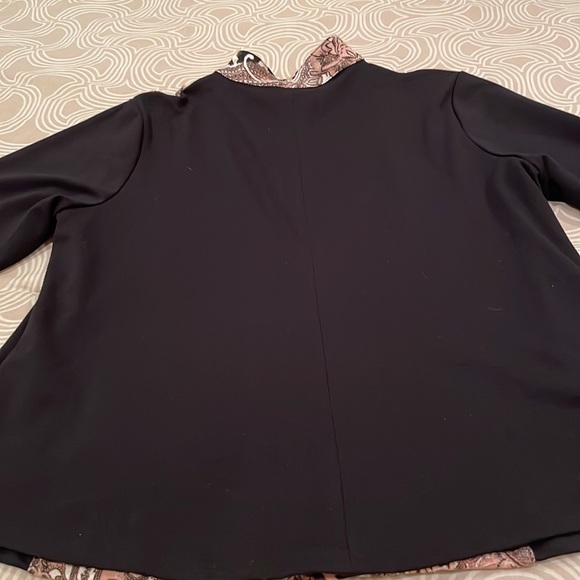 Chico’s jacket, “Weekends” collection, tan print inset, poly blend, 3 (L to XL) - Picture 8 of 9